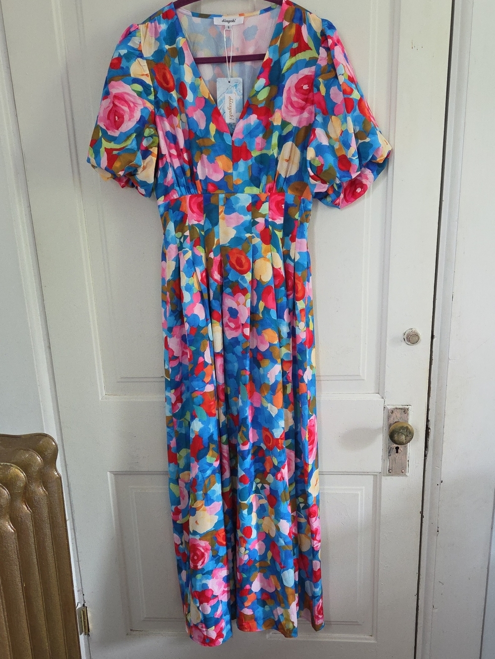 Bright Floral Influencer Dress - Picture 2 of 13